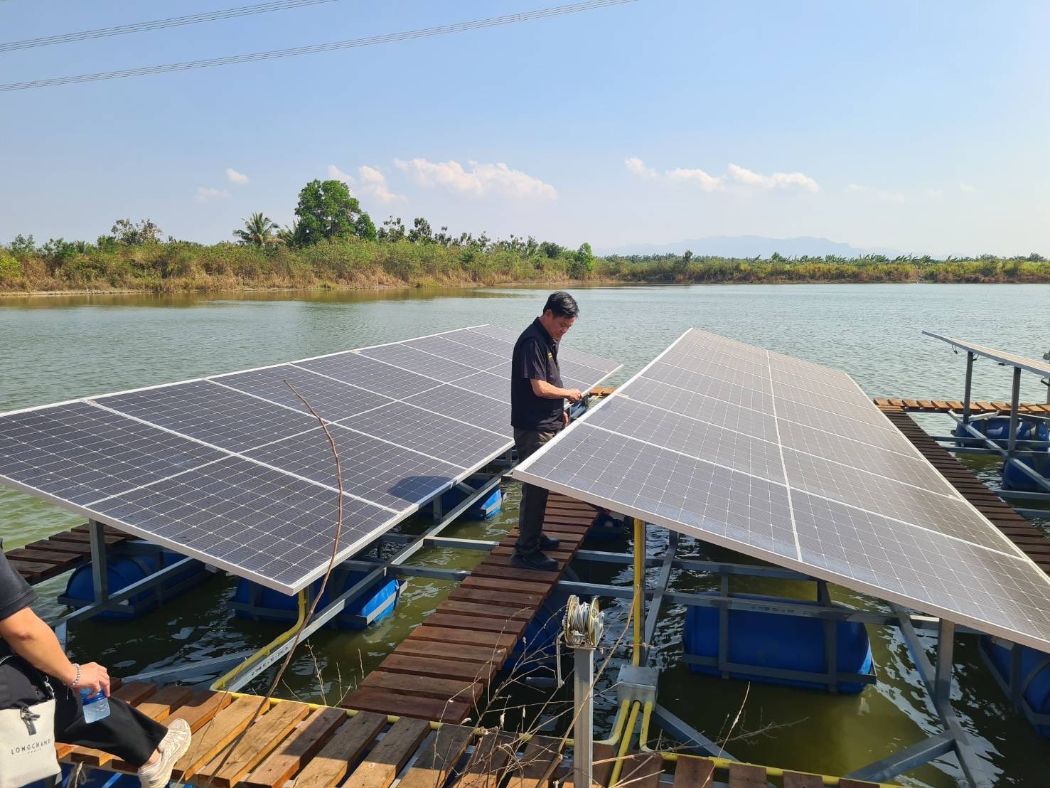 title - ผู้ตรวจราชการกรม ลงพื้นที่โครงการแก้ไขปัญหาที่ดินสภาประชาชน 4 ภาค จังหวัดเพชรบุรี